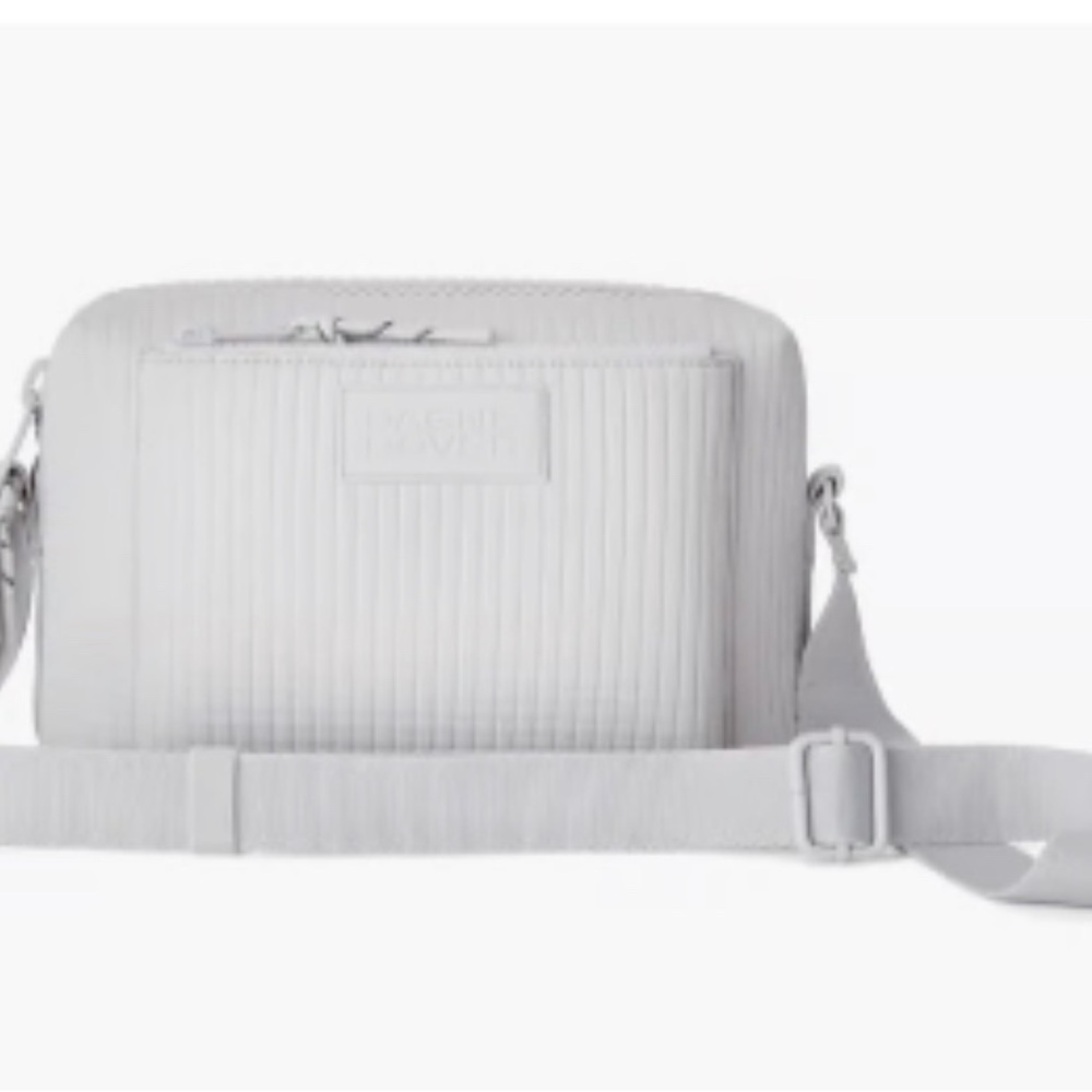 NWT Dagne Dover Micah Crossbody in discontinued Waffle Fog